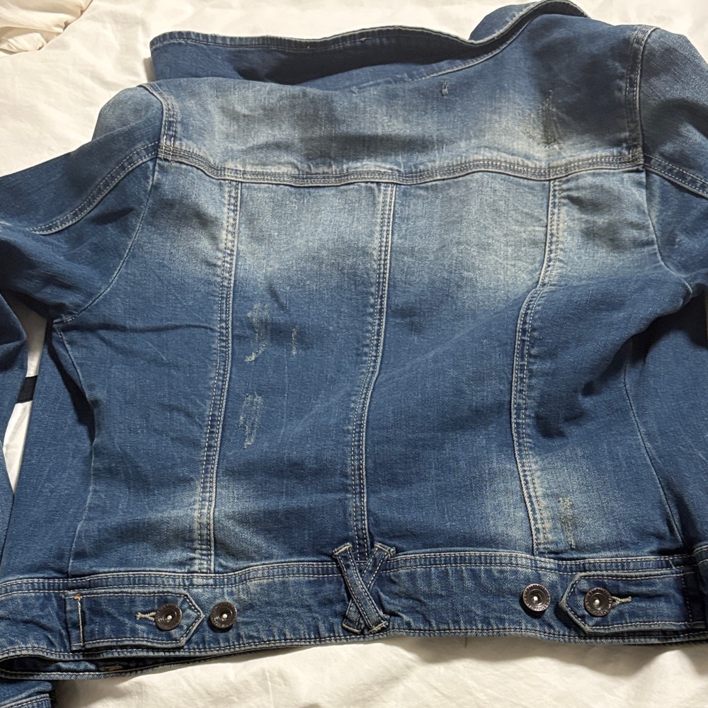 Stradivarius Faded Blue Jean Jacket - Picture 3 of 4